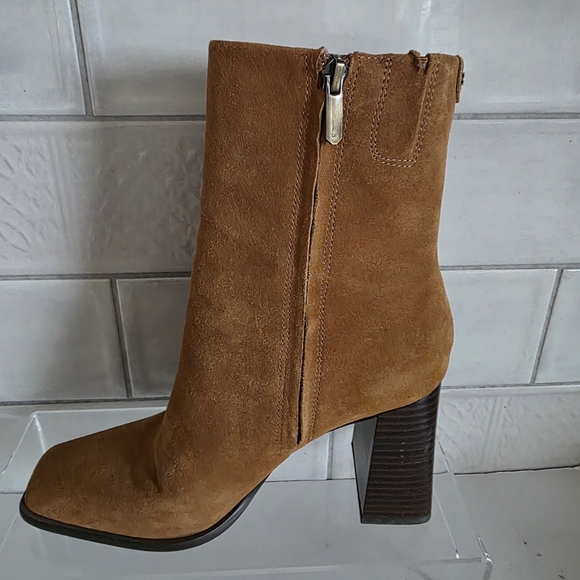 Sam Edelman 7.5 Old Money Contemporary Tan Suede Square Toe Ivette Boots - Picture 6 of 15
